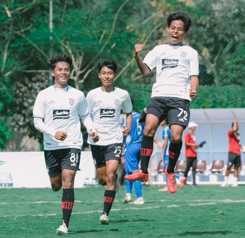 Hattrick Nurhidayat Loloskan Bali United, Chonburi Makin Menggigit - Ole.co.id